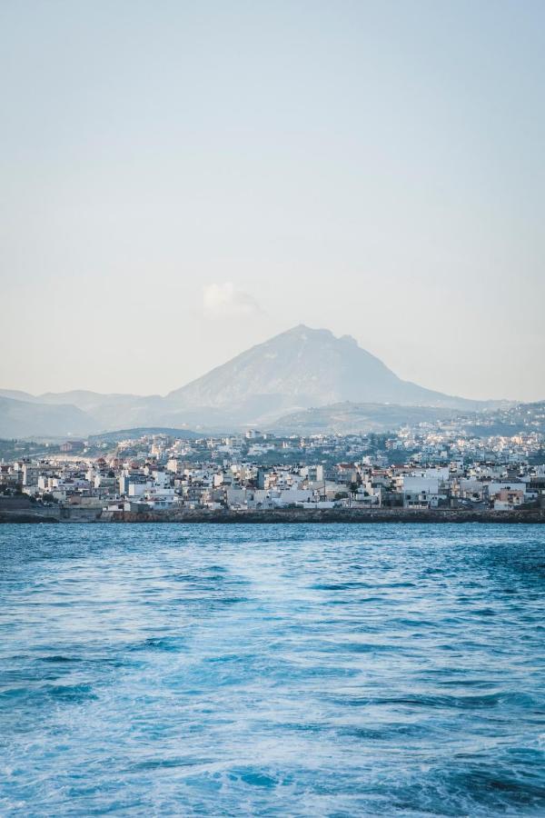 Minos By Agora Luxury Apartments In The Heart Of Heraklion ภายนอก รูปภาพ